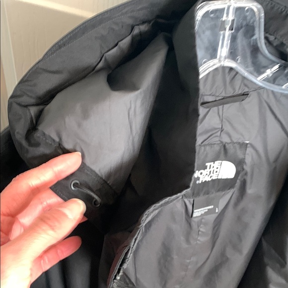 The North Face Black Ski & Snow Jacket - Picture 11 of 12